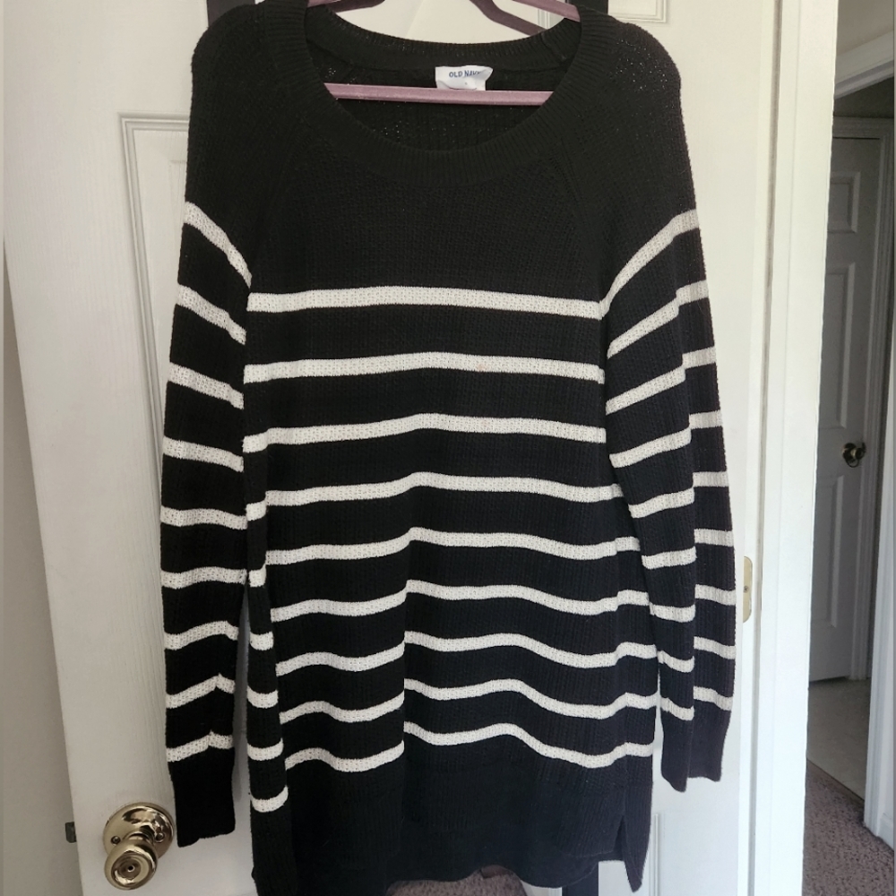 Old Navy, black & white, XL